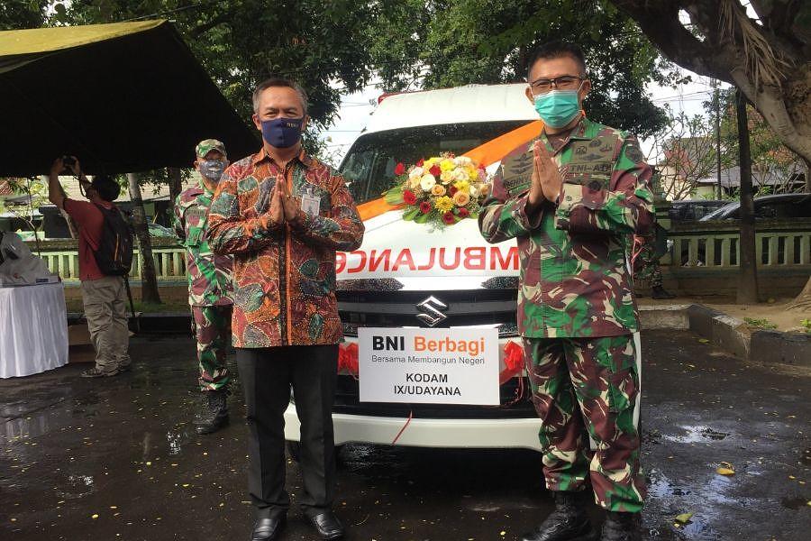 Hut Ke Kodam Ix Udayana Bni Serahkan Unit Ambulance Dan Paket