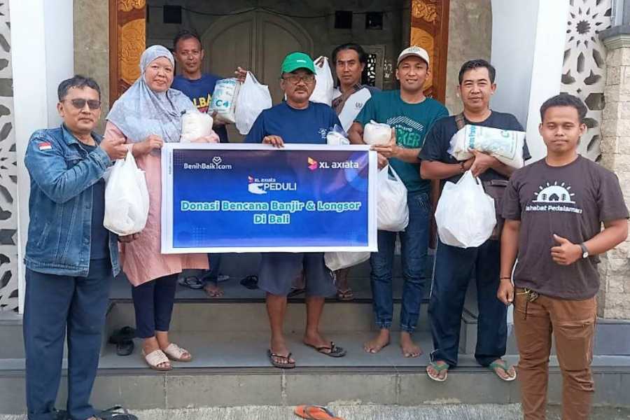 Xl Axiata Salurkan Bantuan Untuk Korban Banjir Dan Longsor Di Bali