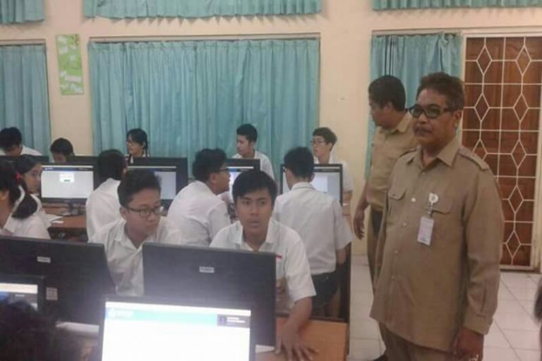 Belasan Ribu Siswa SMP Ikuti Simulasi UNBK BALIPOST com