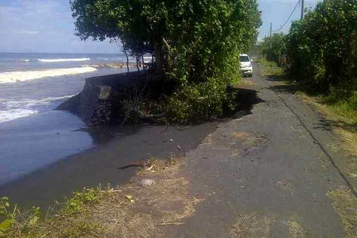 Pantai Yehembang