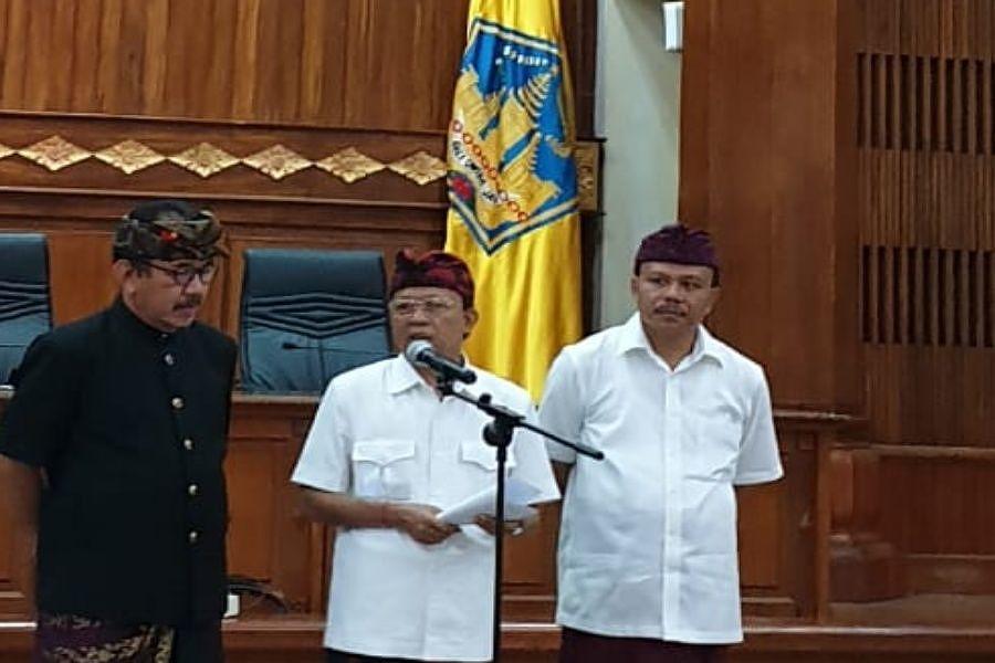 Gubernur Bali Keluarkan Pergub Ini Tiga Bahan Plastik  