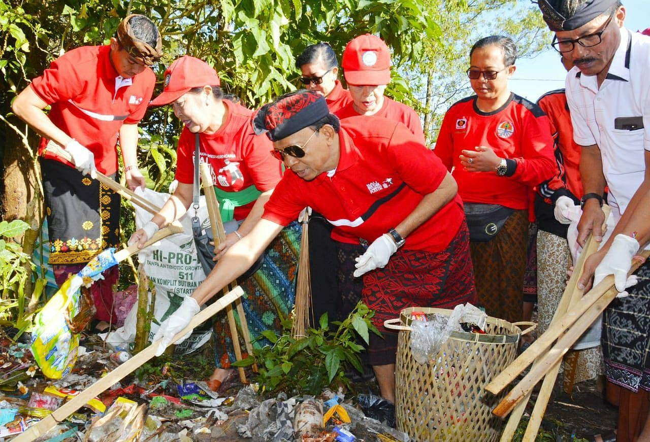 Menuju Bali Bebas Sampah Plastik, Gubernur Bali Launching Gerakan ...