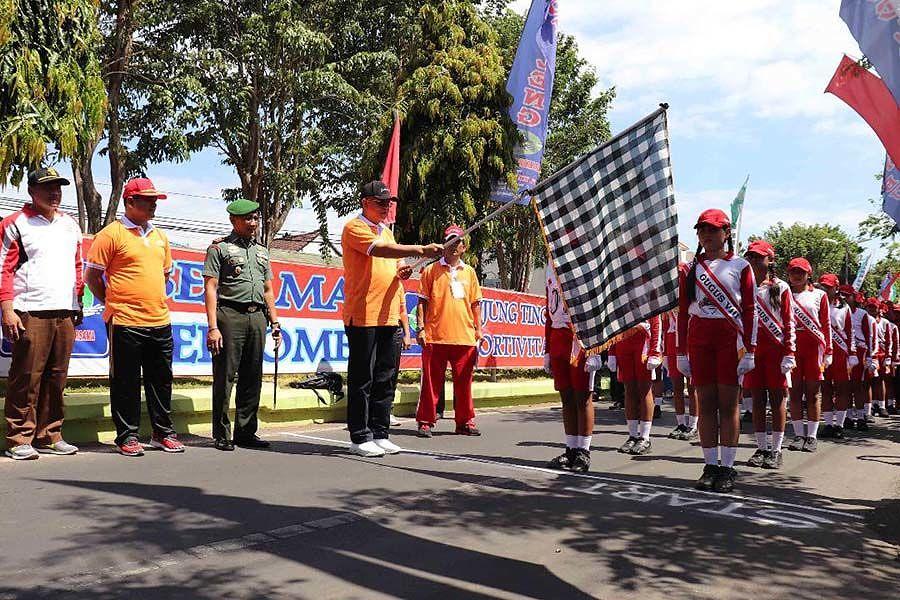 Regu Ikuti Lomba Gerak Jalan Tingkat Sd Buleleng Balipost Com