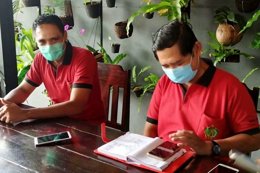 Dokter dan mahasiswa. Dokter dan Bidan Video.