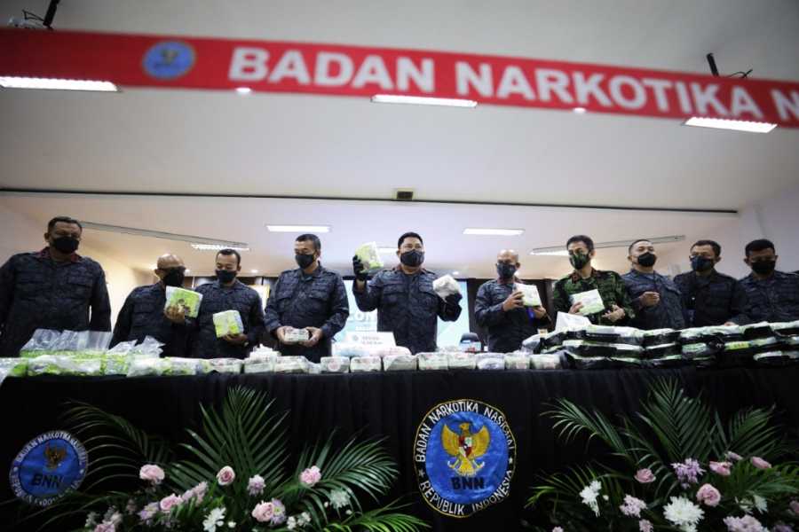 BNN Gagalkan Pengiriman Ratusan Kilo Sabu | BALIPOST.com