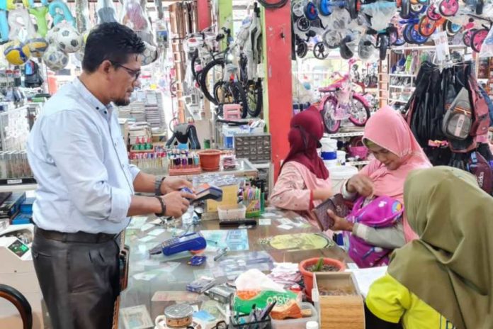 Jadi AgenBRILink, Usaha Haji Rinaldi Berkembang dan Ekonomi Terangkat 2