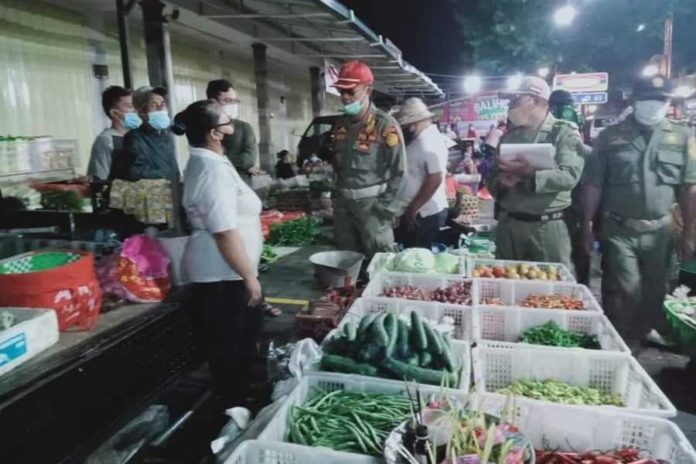 Pedagang Dilarang Berjualan di Fasum, Diminta Pindah ke Pasar Rakyat Gianyar 2