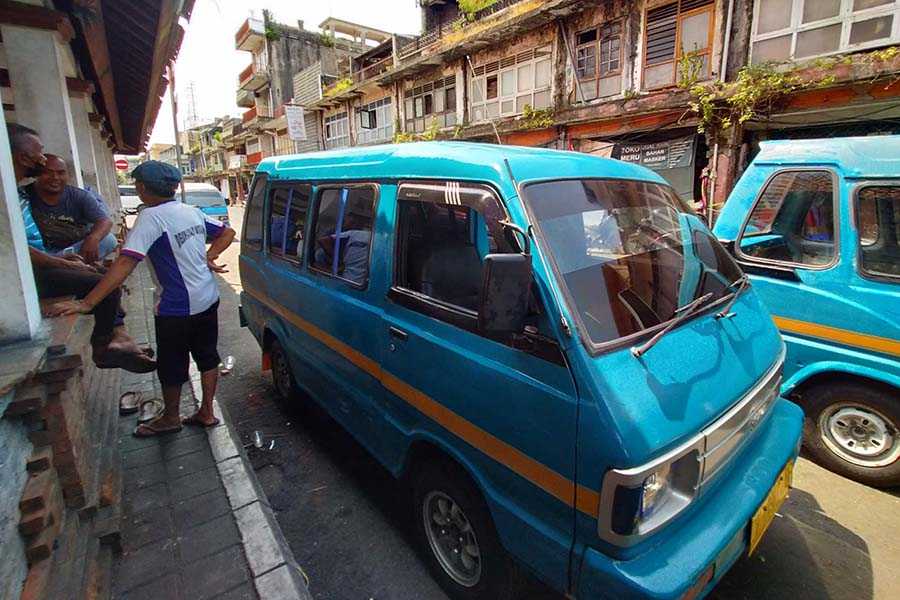 Angkot Di Denpasar Terus Menyusut 1 | BALIPOST.com