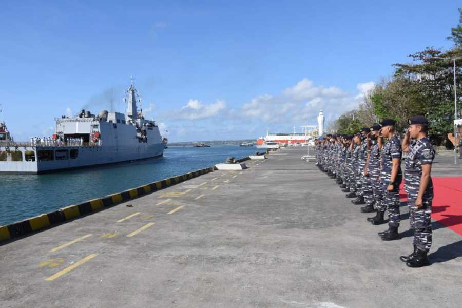 Bali Arrival of Indian warships