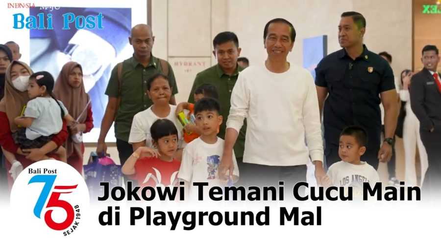 Jokowi Temani Cucu Main di Playground Mal 2