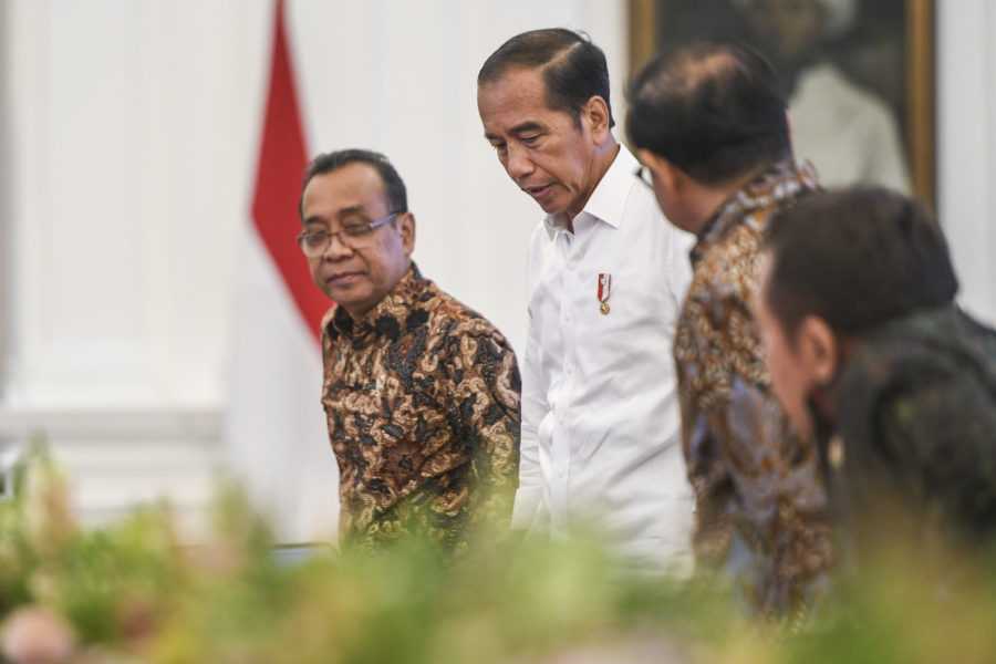 Birthday, President Jokowi continues to work as usual