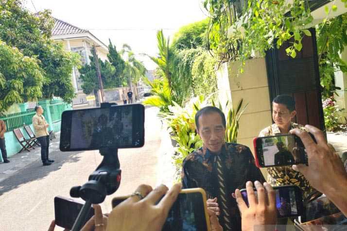 Jokowi receives visit from UAE government in Solo