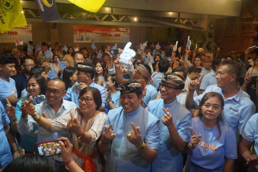 Kampanye di Kediaman Mahalini, Ribuan Warga Siap Menangkan Suyadinata