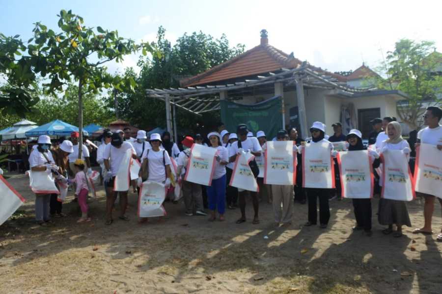 Musim Angin Barat, Aksi Bersih Sampah Kiriman Dilakukan di Pantai Jerman