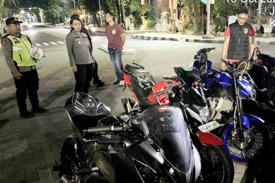 Patroli Gabungan, Motor Tanpa Plat dan Knalpot Brong Diamankan