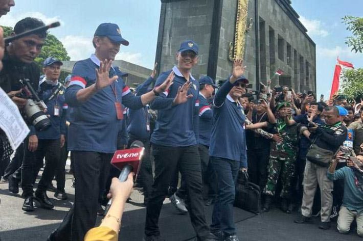 Usai Ikut Retreat Di Akmil, Kabinet Merah Putih Kembali Ke Jakarta ...