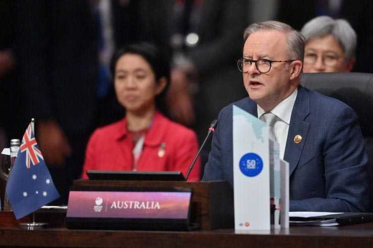 Australia Tetapkan Batas Usia Minimum Akses Media Social