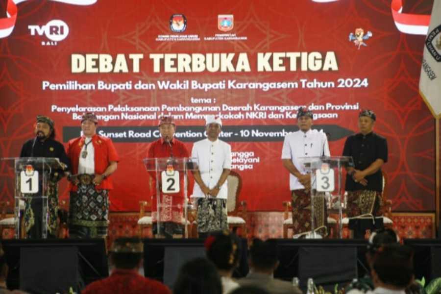 Dana-Swadi Kuasai Debat Ketiga, Periode Kedua Komitmen Selesaikan Perbaikan Infrastruktur Jalan