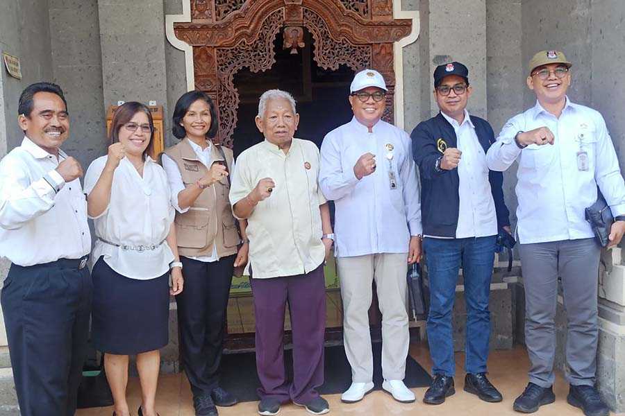 UPMI Bali Kerahkan 184 Mahasiswa Bantu KPU Denpasar