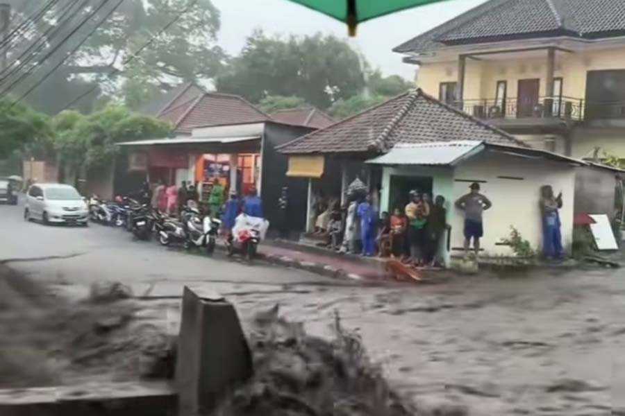 Banjir Bandang di Rubaya Picu Kemacetan Panjang