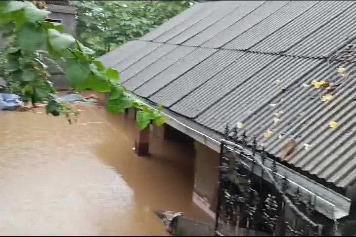 Hujan Deras, Kantor Koramil Bangli dan Rumah Warga Tergenang Banjir