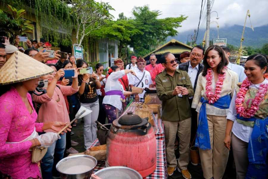 Kunjungan Menpar ke Jatiluwih Diharap Pecahkan Persoalan Parkir